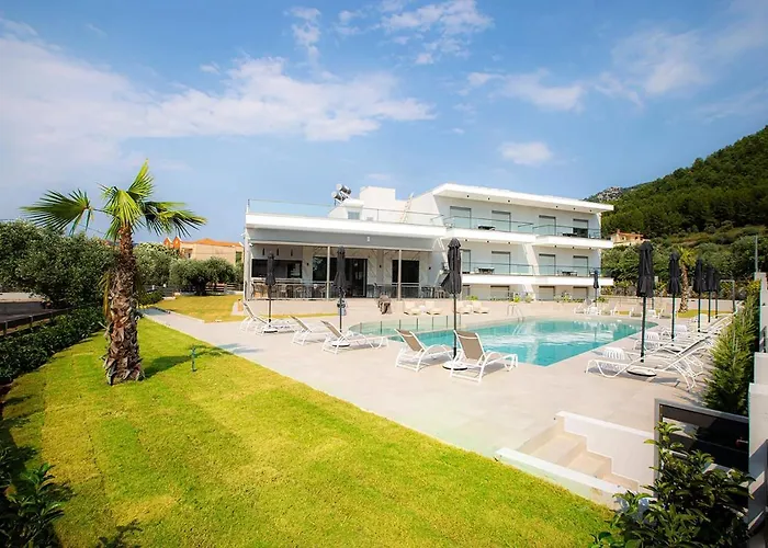 The Angeliki Boutique 公寓式酒店 4*